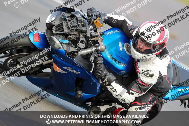 donington no limits trackday;donington park photographs;donington trackday photographs;no limits trackdays;peter wileman photography;trackday digital images;trackday photos